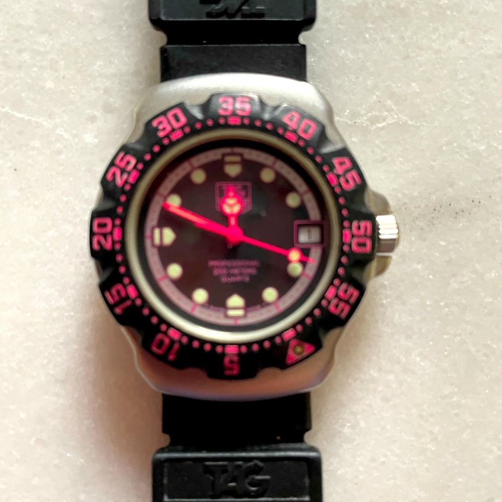 Tag dive watch